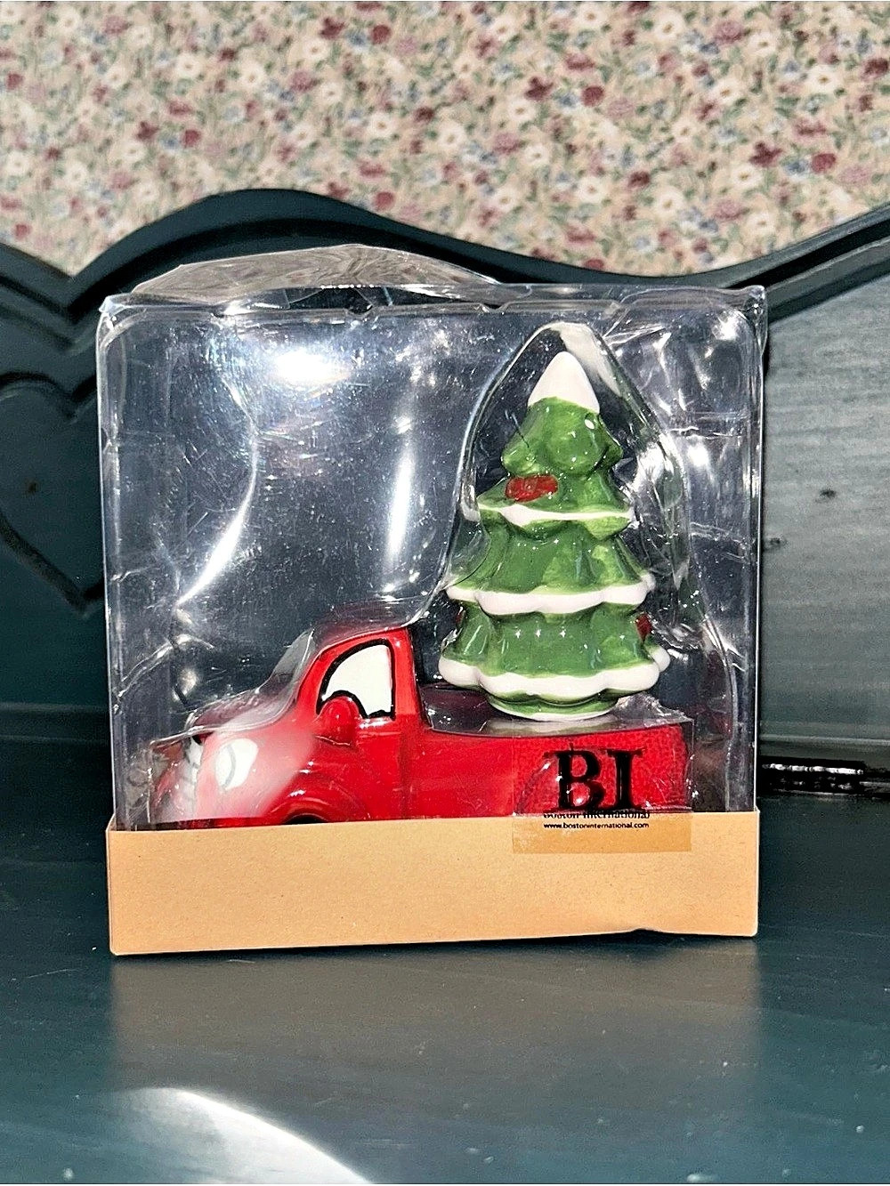 Red Truck Christmas Tree Salt & Pepper Shakers